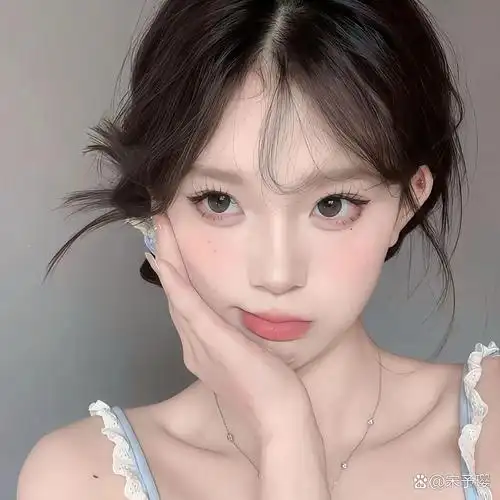 糖心vlog人物故事视频封面